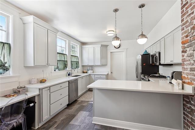 4 Cromwell Place New Orleans, LA 70118 - Photo 5 of 11