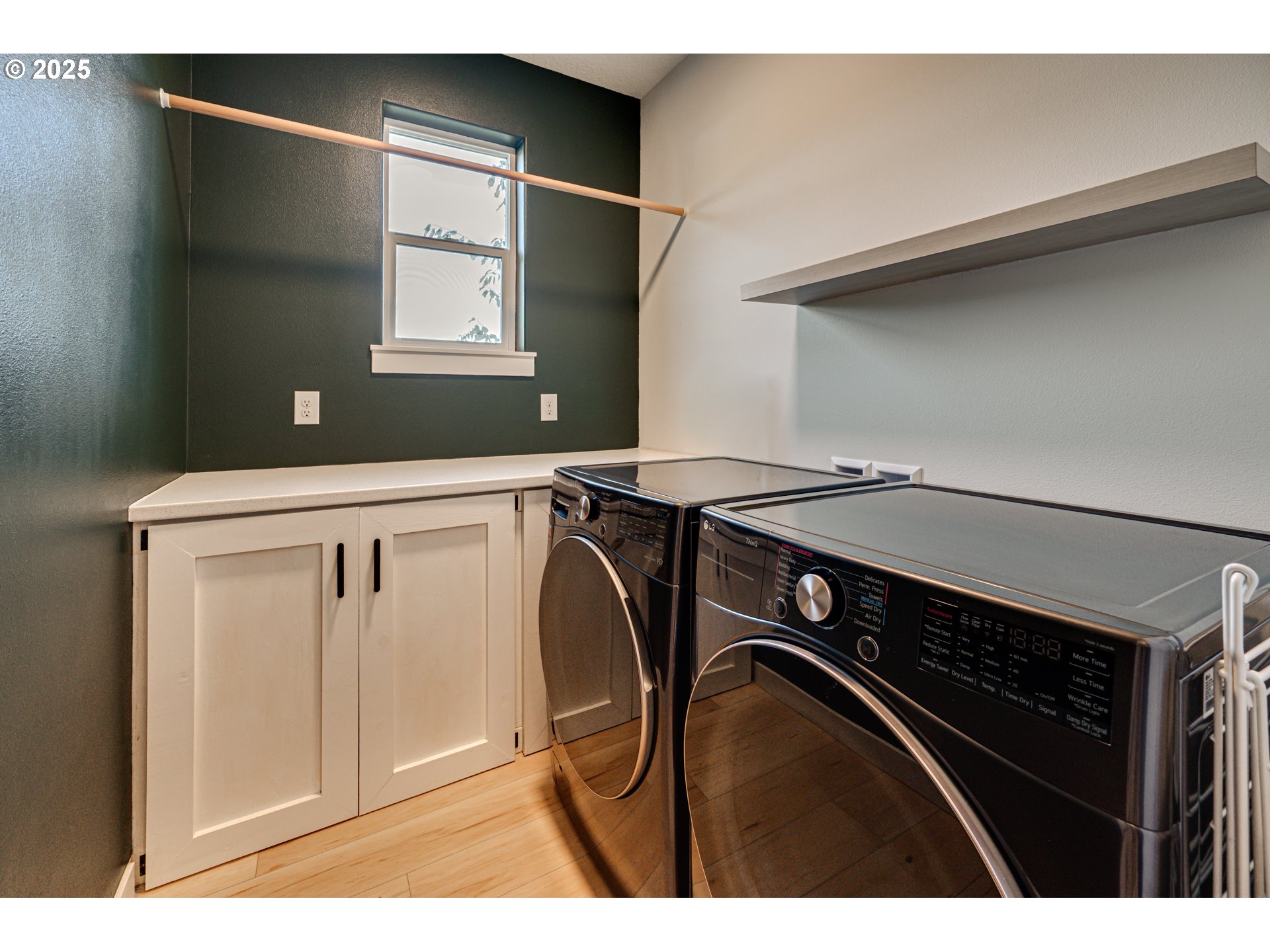 192 Stuart Field Lane Ariel, WA 98603 - Photo 23 of 35 a utility room with dryer and washer