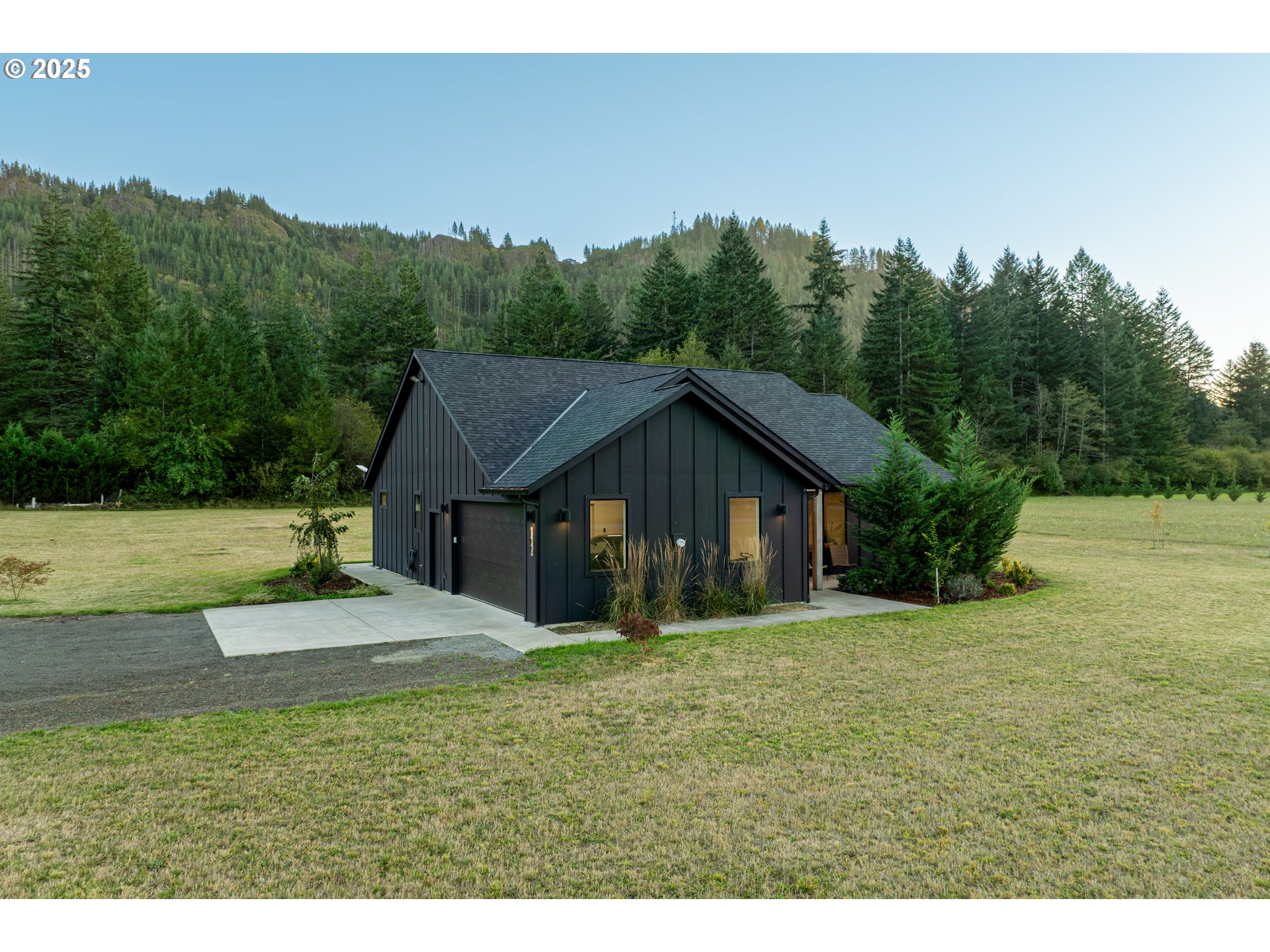 192 Stuart Field Lane Ariel, WA 98603 - Photo 27 of 35 a house view with a outdoor space