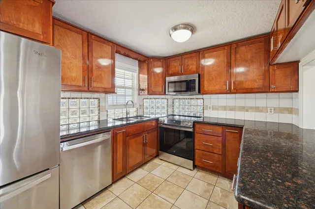 $2,300 | 709 Gale Street, Unit 26, Seabrook, TX 77586