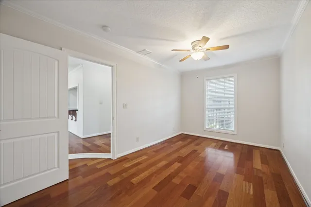 $2,300 | 709 Gale Street, Unit 26, Seabrook, TX 77586