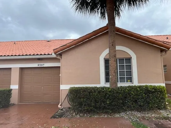 $2,800 | 8597 Jade Drive, Unit 102, Tamarac, FL 33321