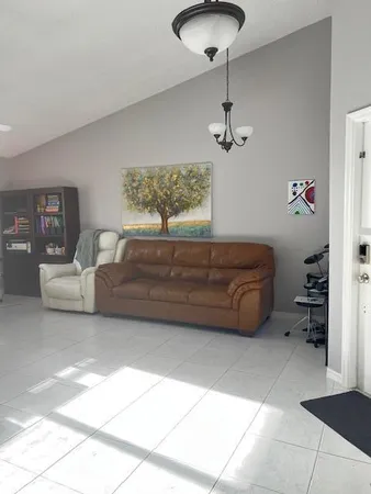 $2,800 | 8597 Jade Drive, Unit 102, Tamarac, FL 33321