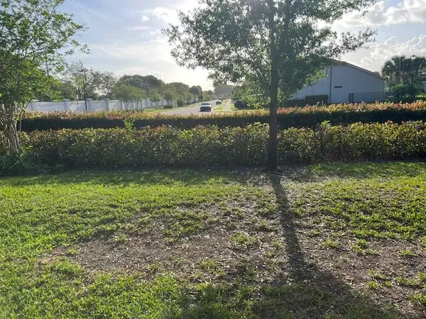 $2,800 | 8597 Jade Drive, Unit 102, Tamarac, FL 33321