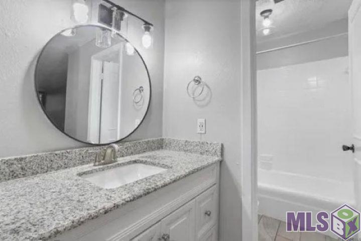 3101 Highland Road, Unit 123 Baton Rouge, LA 70802 - Photo 8 of 11