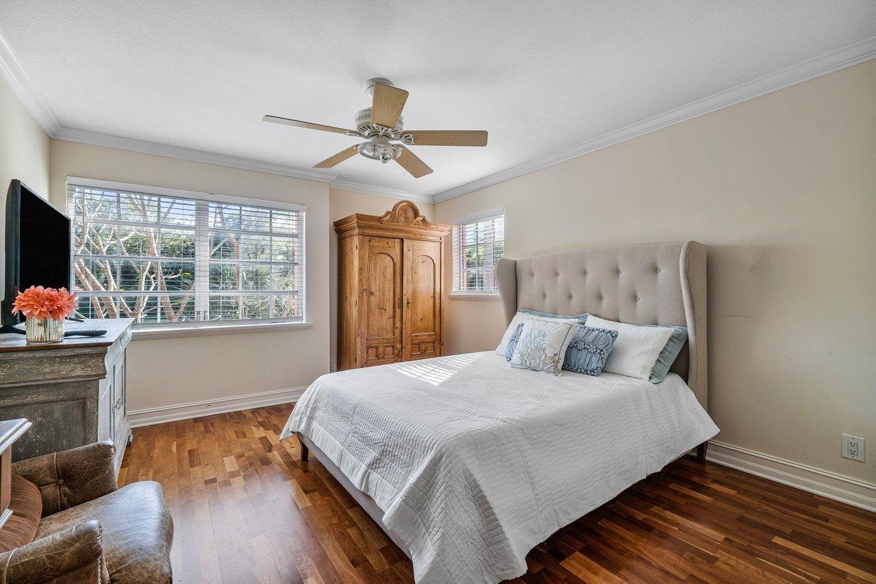 250 East Royal Palm Road, Unit 2C Boca Raton, FL 33432 - Photo 11 of 35 Master bedroom