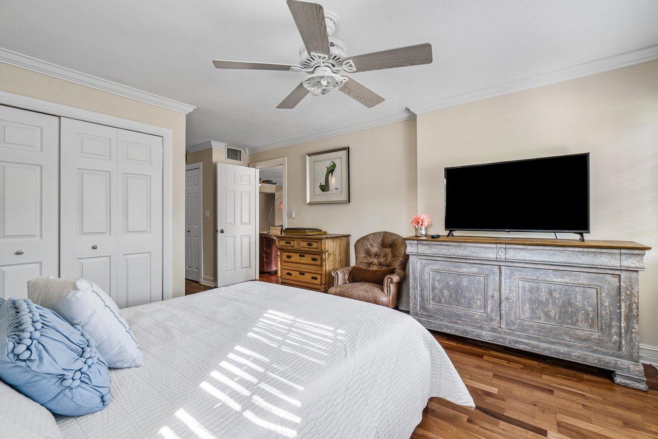 250 East Royal Palm Road, Unit 2C Boca Raton, FL 33432 - Photo 12 of 35 Master bedroom