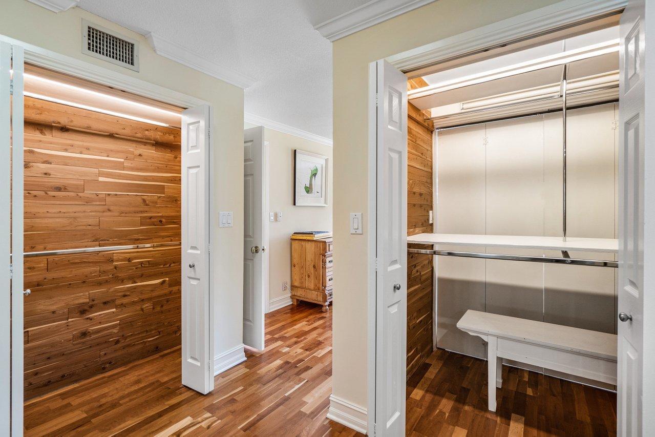 250 East Royal Palm Road, Unit 2C Boca Raton, FL 33432 - Photo 14 of 35 Dressing area