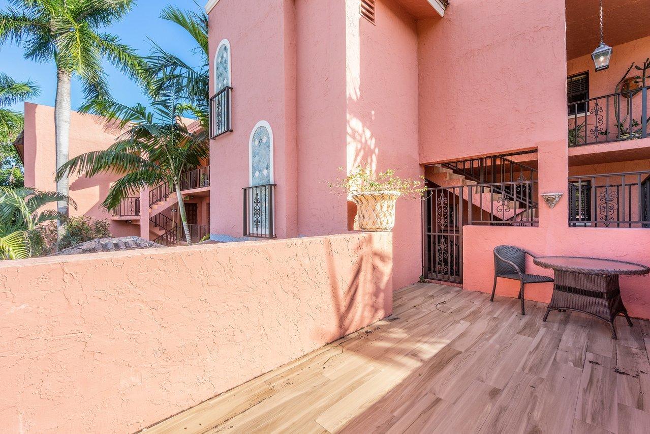 250 East Royal Palm Road, Unit 2C Boca Raton, FL 33432 - Photo 23 of 35 Semi-private deck