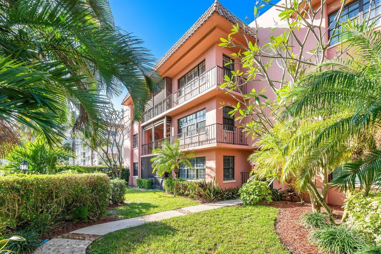 250 East Royal Palm Road, Unit 2C Boca Raton, FL 33432 - Photo 29 of 35 029-250EastRoyalPalmRoad-BocaRaton-FL-33