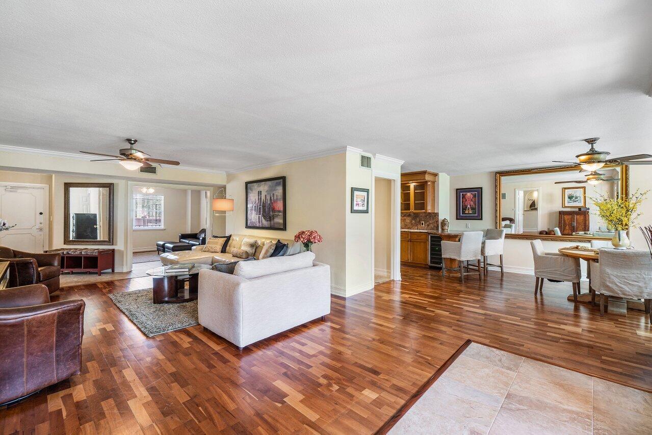 250 East Royal Palm Road, Unit 2C Boca Raton, FL 33432 - Photo 7 of 35 Living to dining room