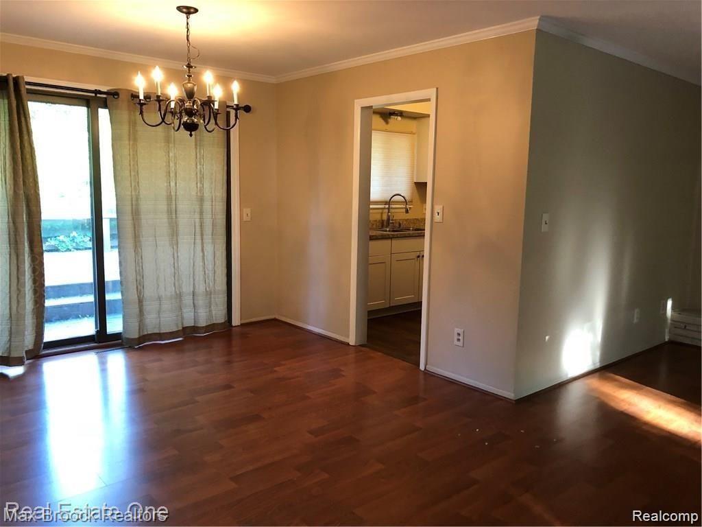 2805 Franklin Road Bloomfield Hills, MI 48302 - Photo 6 of 17 2805 Franklin 11jpg.jpg