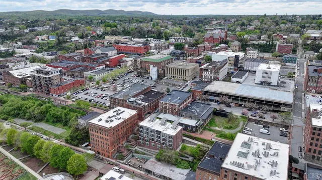 $259,900 | 51 11th Street, Unit 16, Lynchburg, VA 24504