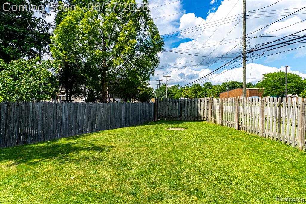 24353 Harrison Street Clinton Township, MI 48035 - Photo 25 of 30