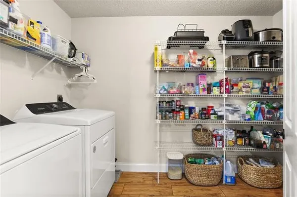 $335,000 | 4913 Liberty Oaks Drive, Marrero, LA 70072