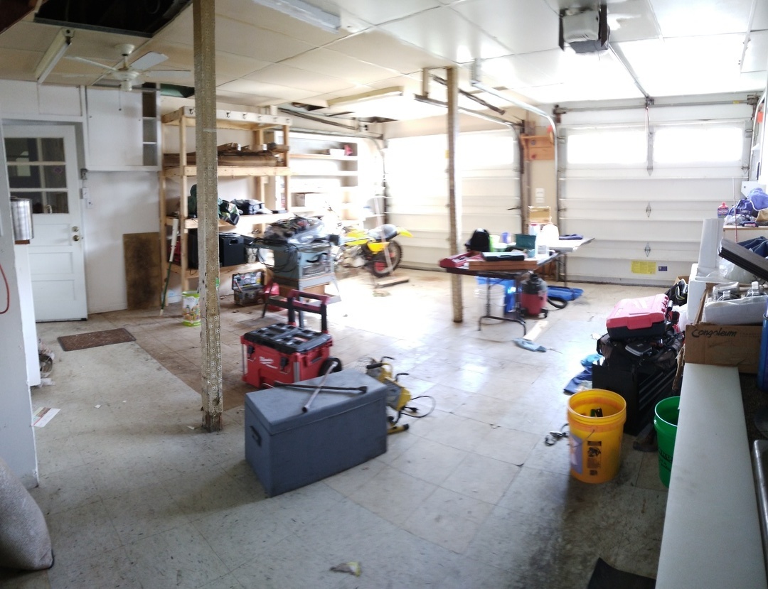 2201 Root Street Crest Hill, IL 60403 - Photo 25 of 27 a gym room with lots of gym equipment