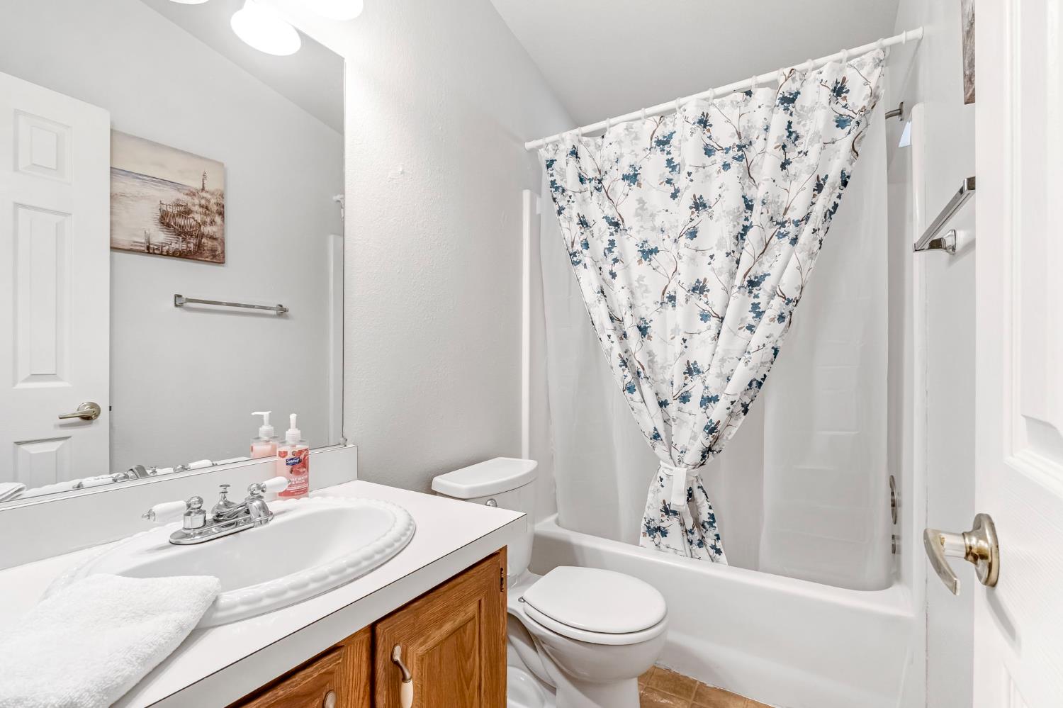 1218 East Cleveland Avenue, Unit 142 Madera, CA 93638 - Photo 16 of 29