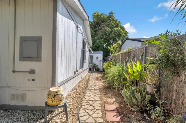 $125,000 | 1218 East Cleveland Avenue, Unit 142, Madera, CA 93638