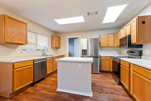 $1,700 | 1236 Hughmont Drive, Pflugerville, TX 78660