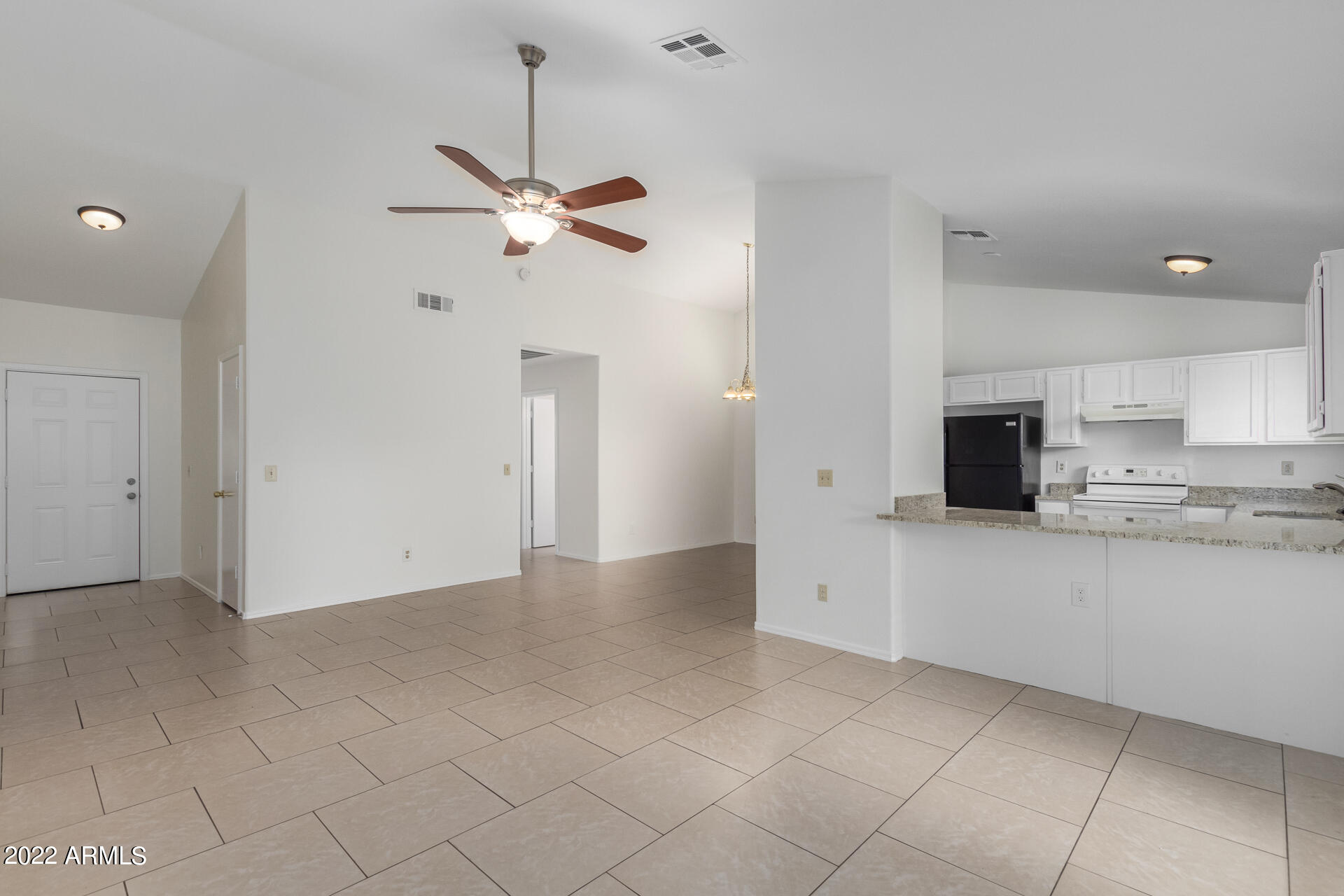 9015 West Granada Road Phoenix, AZ 85037 - Photo 11 of 29 0013-13-Granada
