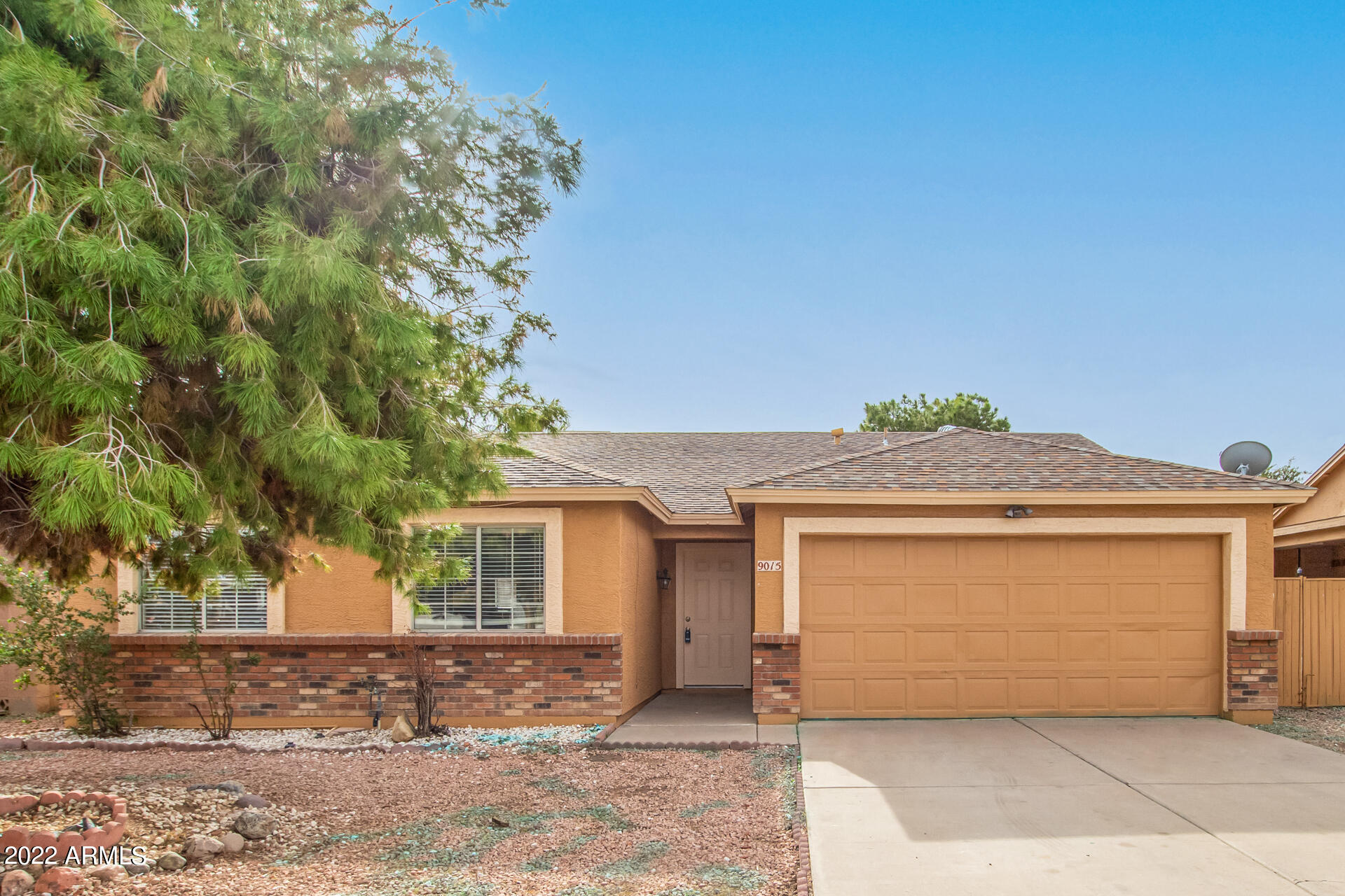 9015 West Granada Road Phoenix, AZ 85037 - Photo 2 of 29 0002-02-Granada