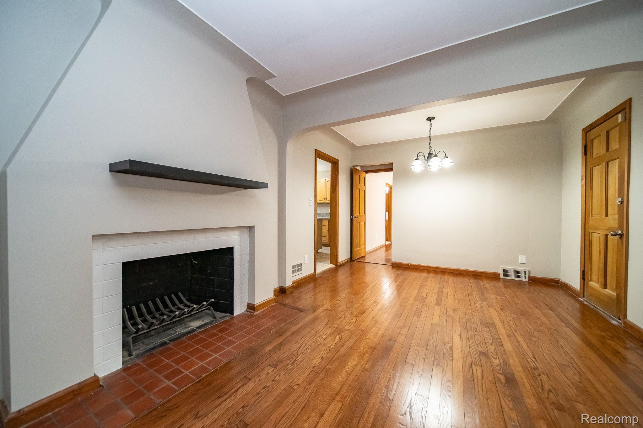 20954 Greenview Road Southfield, MI 48075 - Photo 27 of 55 Gallery Image 27