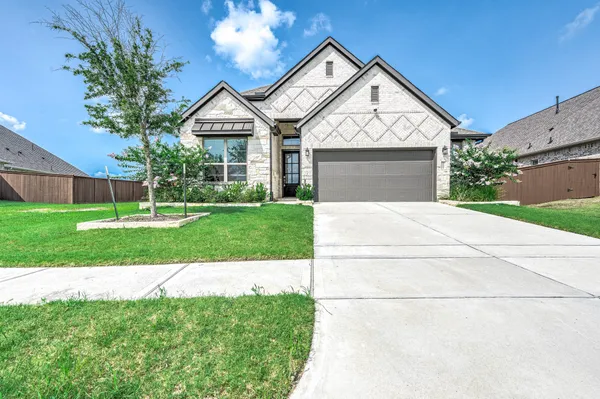 $399,900 | 5007 Country Mdws Trail, Rosharon, TX 77583