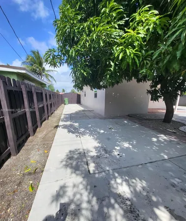 $4,500 | 8140 Northwest 11th Court, Unit 8140, Pembroke Pines, FL 33024