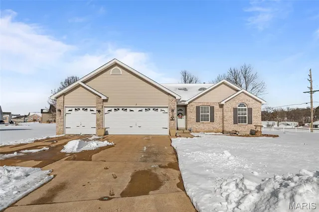 $279,900 | 1 Pueblo Circle, Festus, MO 63028