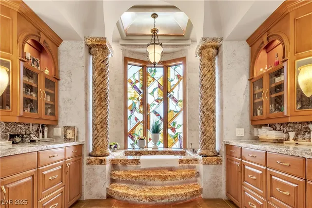 $20,000 | 2733 Red Arrow Drive, Las Vegas, NV 89135