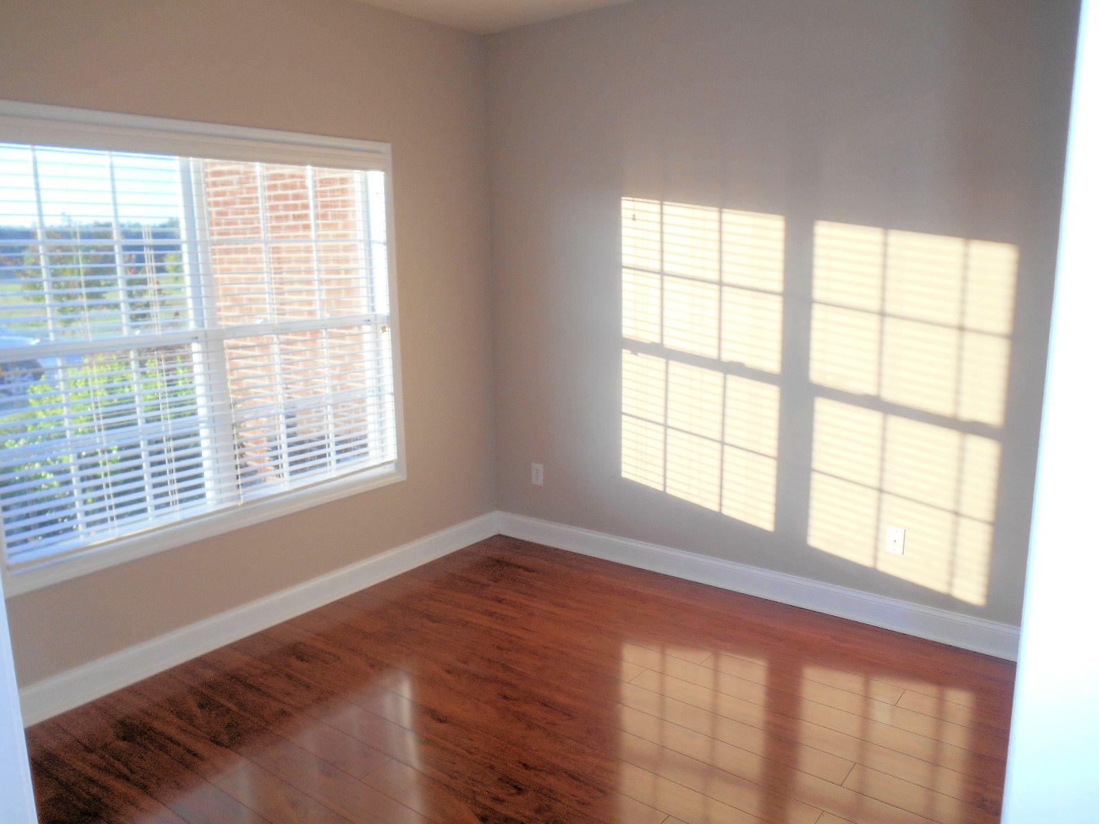 136 Hardinberry Street Oak Ridge, TN 37830 - Photo 12 of 22 Bedroom 2