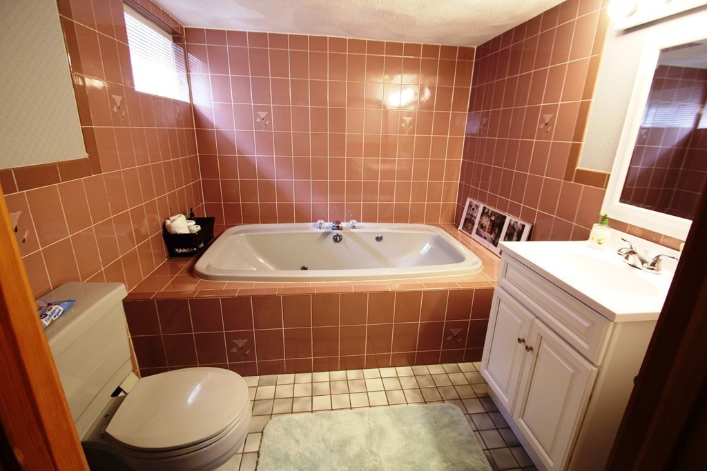 14 Sunset Road Stoneham, MA 02180 - Photo 23 of 30 Gallery Image 23