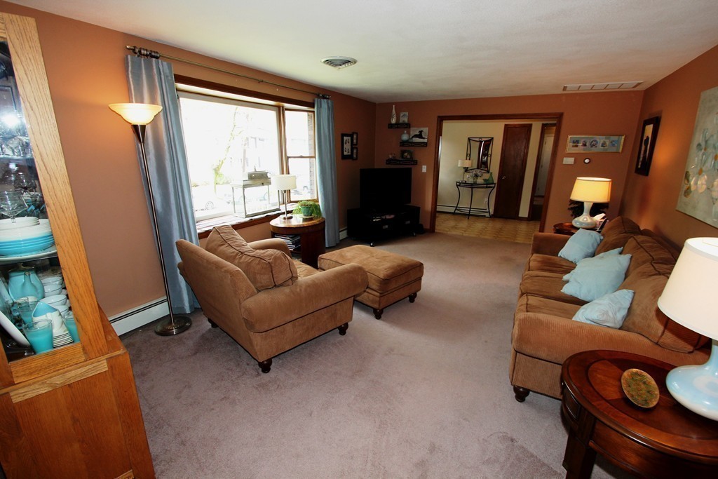 14 Sunset Road Stoneham, MA 02180 - Photo 6 of 30 Gallery Image 6