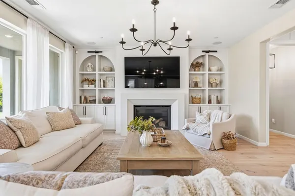 $789,990 | 4305 Hydra Circle, Roseville, CA 95747