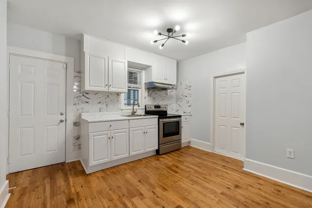 $2,800 | 48 Town Hill Street, Unit 1, Quincy, MA 02169