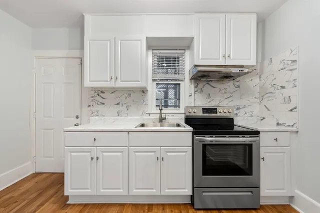 $2,800 | 48 Town Hill Street, Unit 1, Quincy, MA 02169