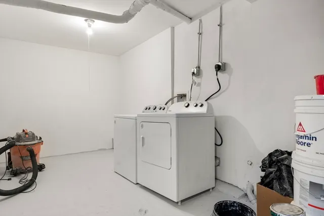 $2,800 | 48 Town Hill Street, Unit 1, Quincy, MA 02169