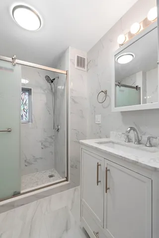 $2,800 | 48 Town Hill Street, Unit 1, Quincy, MA 02169