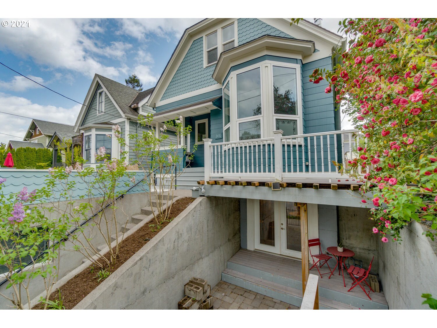 2470 Northwest Raleigh Street Portland, OR 97210 - Photo 3 of 32 Gallery Image 3