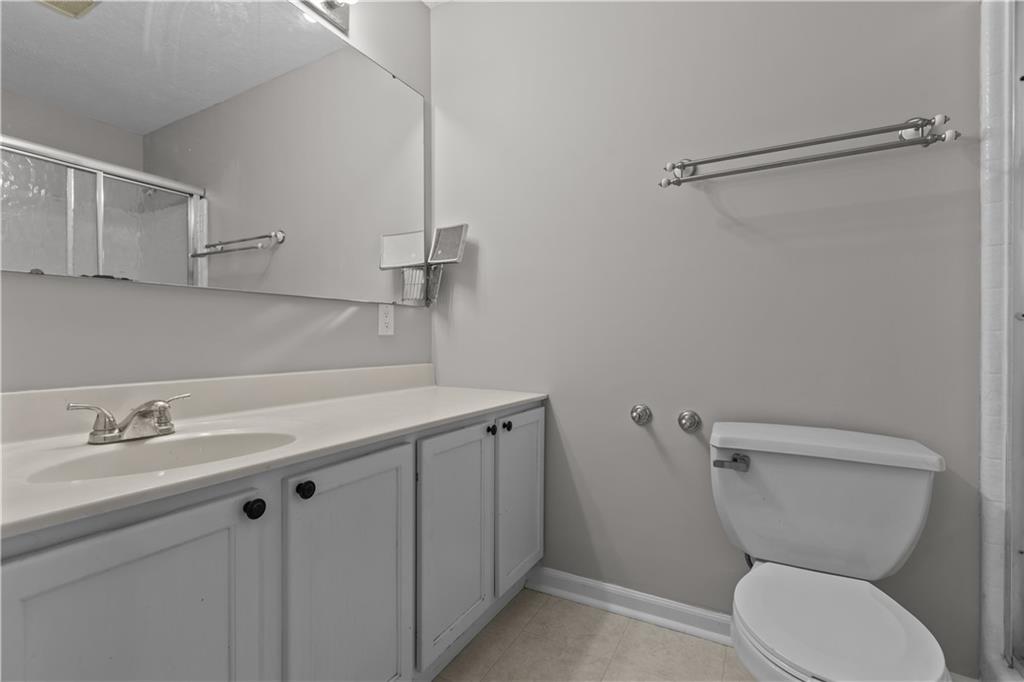 1096 Rural Ridge Drive Cheswick, PA 15024 - Photo 17 of 33 master bath