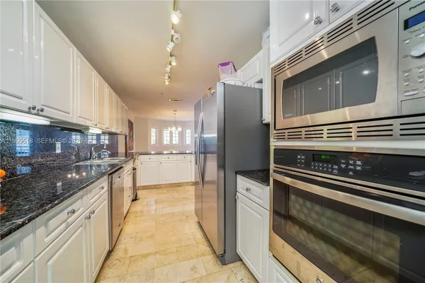 $13,000 | 1413 Sunset Harbour Drive, Unit 209, Miami Beach, FL 33139