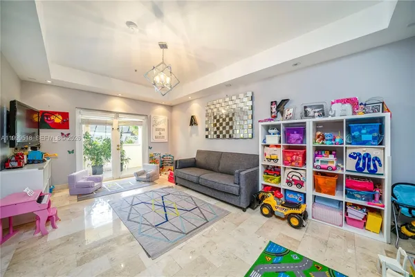 $13,000 | 1413 Sunset Harbour Drive, Unit 209, Miami Beach, FL 33139