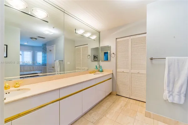 $13,000 | 1413 Sunset Harbour Drive, Unit 209, Miami Beach, FL 33139