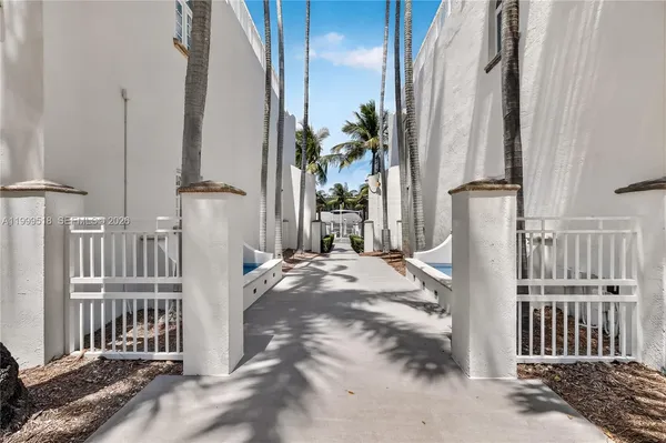 $13,000 | 1413 Sunset Harbour Drive, Unit 209, Miami Beach, FL 33139