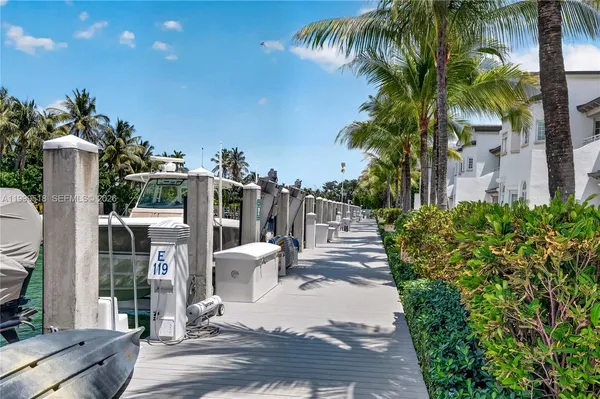 $13,000 | 1413 Sunset Harbour Drive, Unit 209, Miami Beach, FL 33139