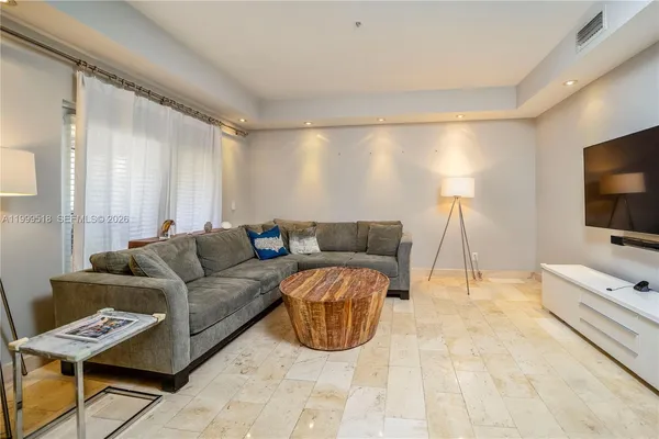 $13,000 | 1413 Sunset Harbour Drive, Unit 209, Miami Beach, FL 33139