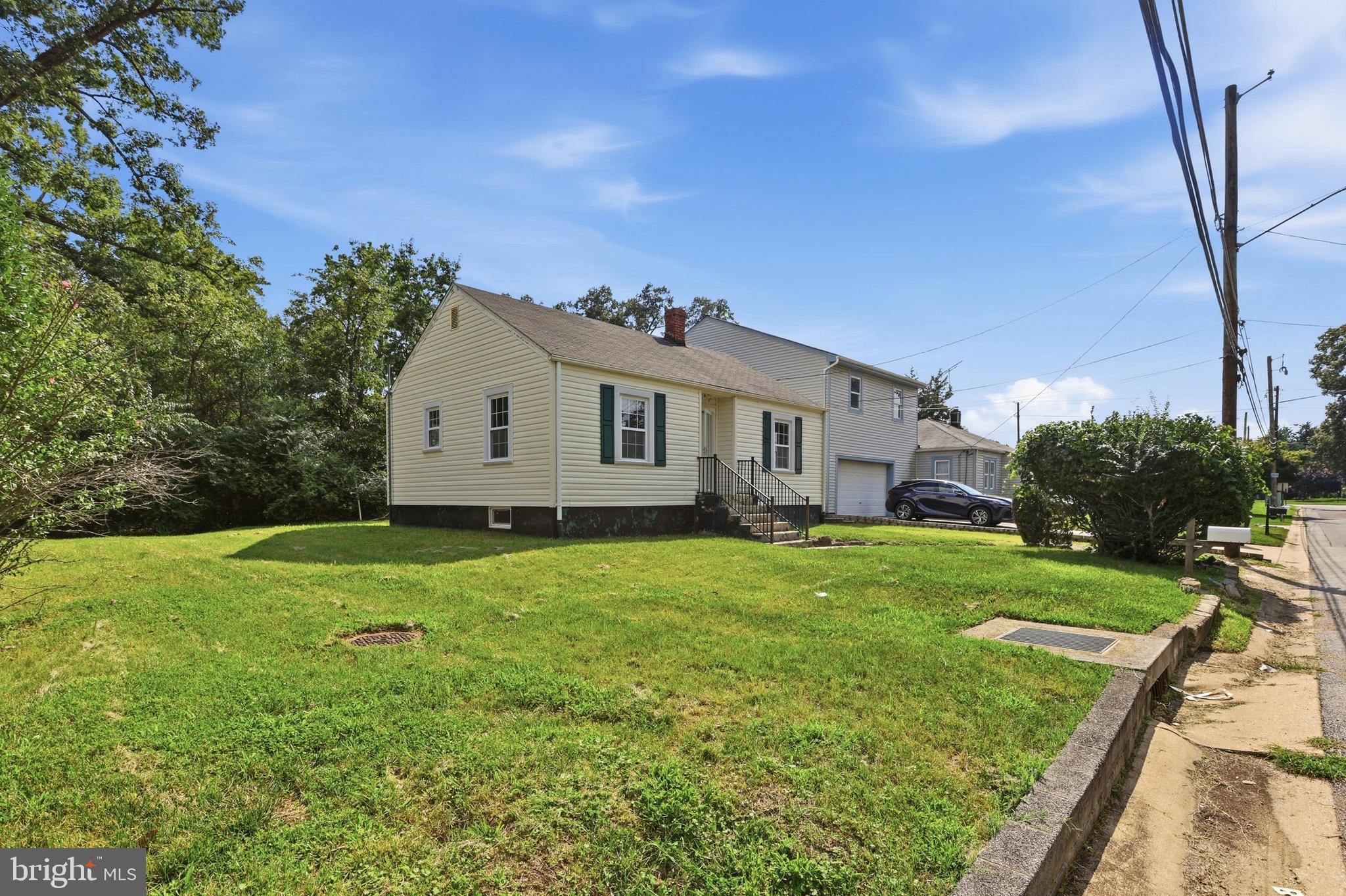 6207 Woodley Road Clinton, MD 20735 - Photo 3 of 23 Gallery Image 3