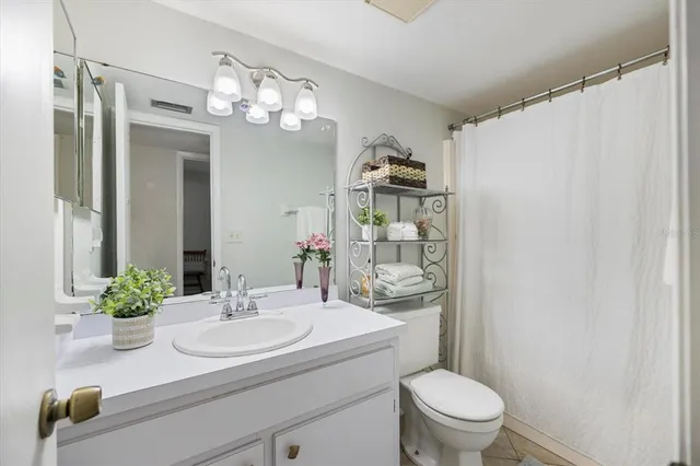 $1,850 | Undisclosed Address, Sarasota, FL 34231