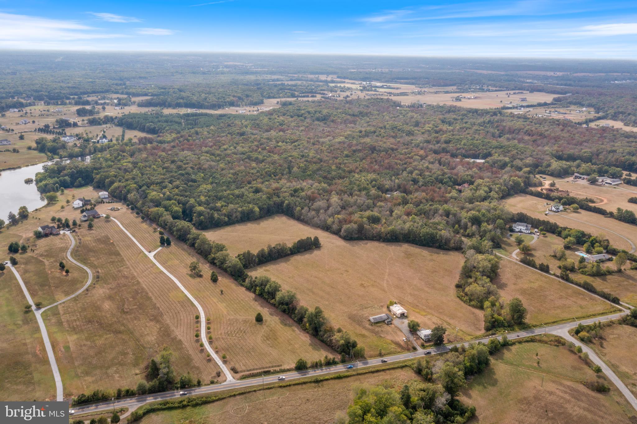 14000 Aden Road Nokesville, VA 20181 - Photo 3 of 18