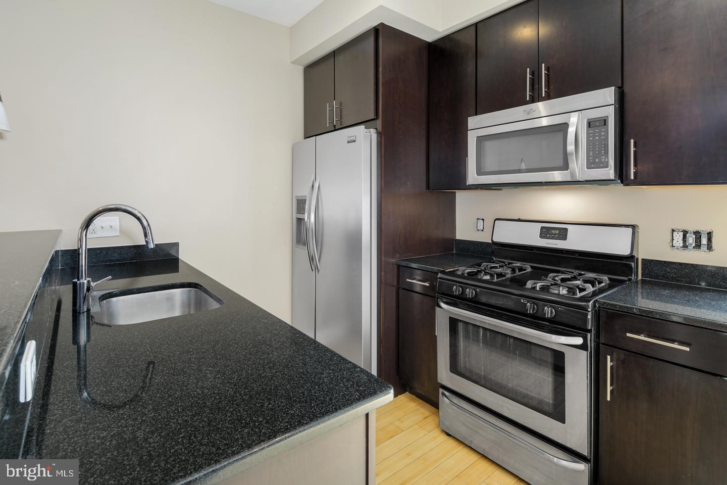 1928 Parrish Street Philadelphia, PA 19130 - Photo 11 of 32